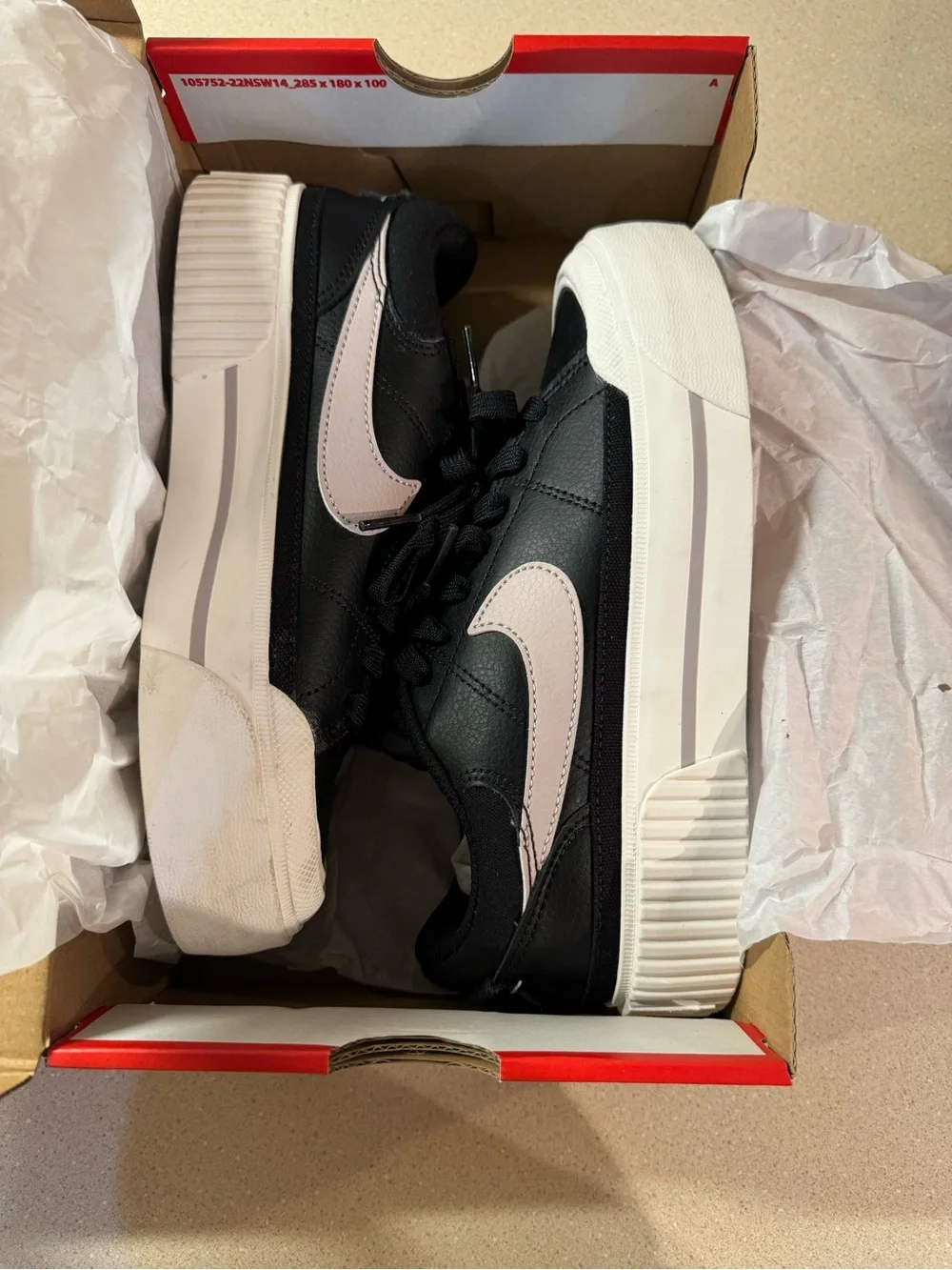 Women’s Nike Court Legacy Lift - black/pink/white